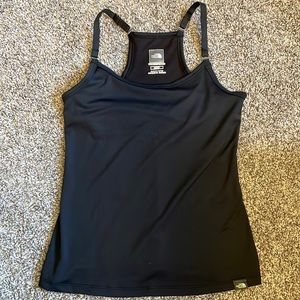 North face vapour wick workout tank.